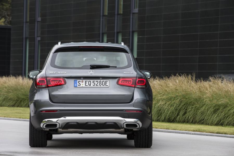  Mercedes-Benz GLC300 e 4Matic (X253) 2019 года  (WW) (фото 7 из 16)